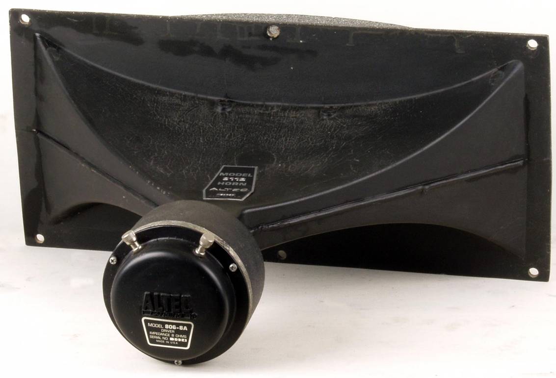 811B Horn b.JPG