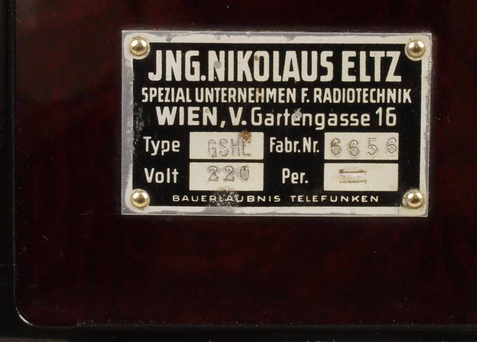 Ein Bild, das drau�en, Geb�ude, Schild, sitzend enth�lt.

Automatisch generierte Beschreibung