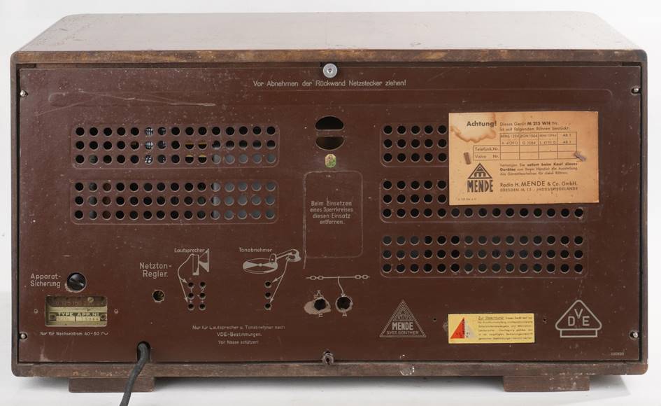 Ein Bild, das Computer, Uhr enth�lt.

Automatisch generierte Beschreibung