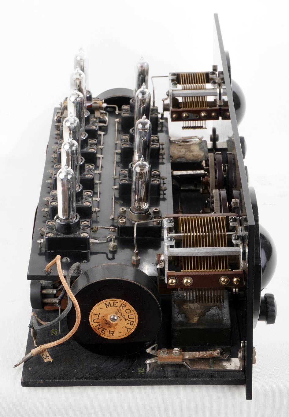 Ein Bild, das Kamera, sitzend, Maschine enth�lt.

Automatisch generierte Beschreibung