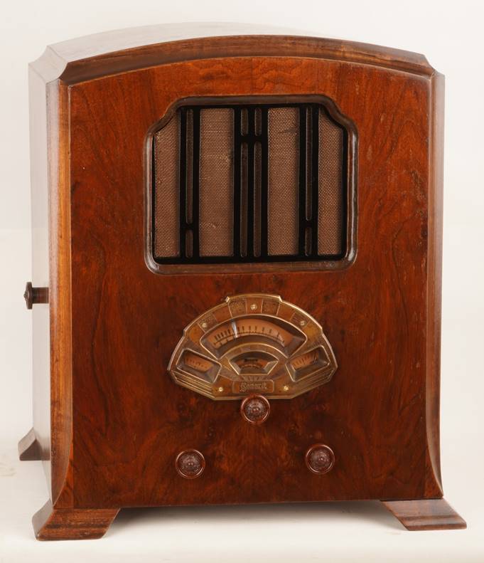 Ein Bild, das aus Holz, Holz, alt enth�lt.

Automatisch generierte Beschreibung