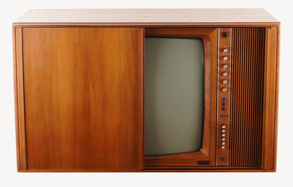 Ein Bild, das Schrank, Wand, drinnen, M�bel enth�lt.

Automatisch generierte Beschreibung