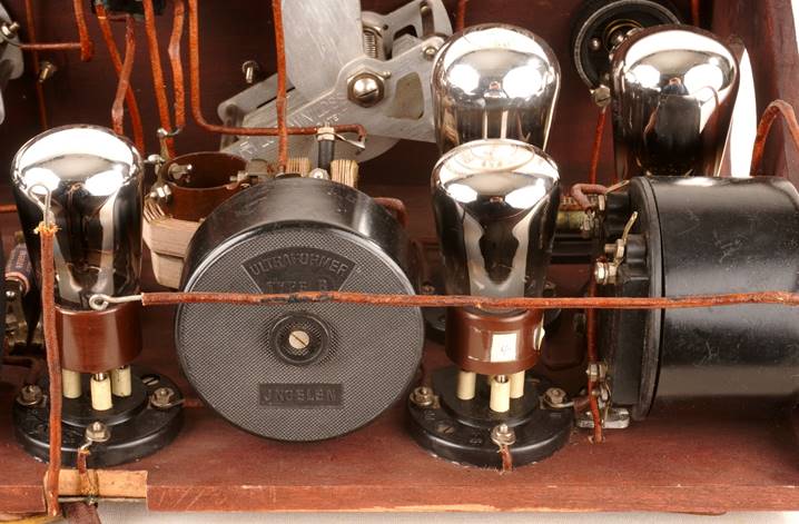 Ein Bild, das drinnen enth�lt.

Automatisch generierte Beschreibung