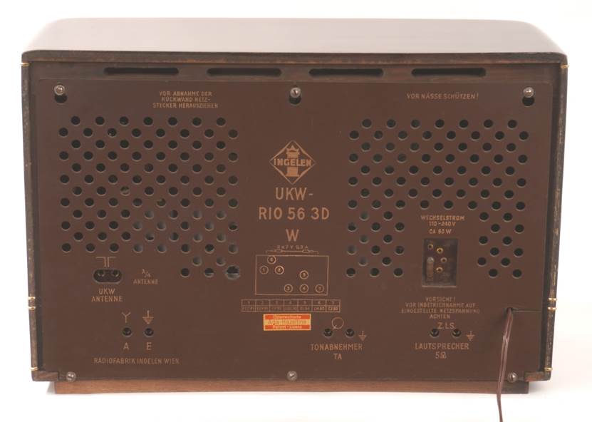 Ein Bild, das Elektronik, Text, Elektronisches Ger�t, Radio enth�lt.

Automatisch generierte Beschreibung