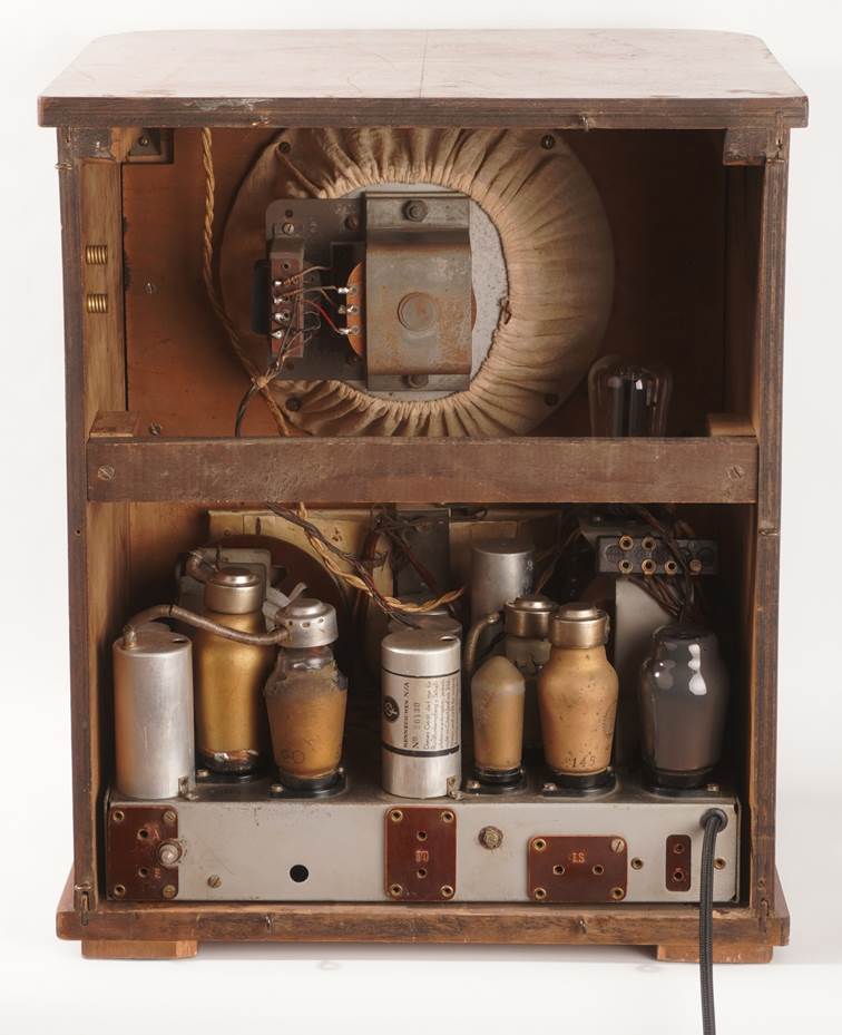 Ein Bild, das drinnen, Regal, voll, Backofen enth�lt.

Automatisch generierte Beschreibung