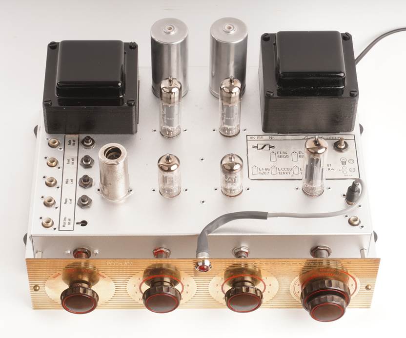 Ein Bild, das Elektronik, R�hre enth�lt.

Automatisch generierte Beschreibung