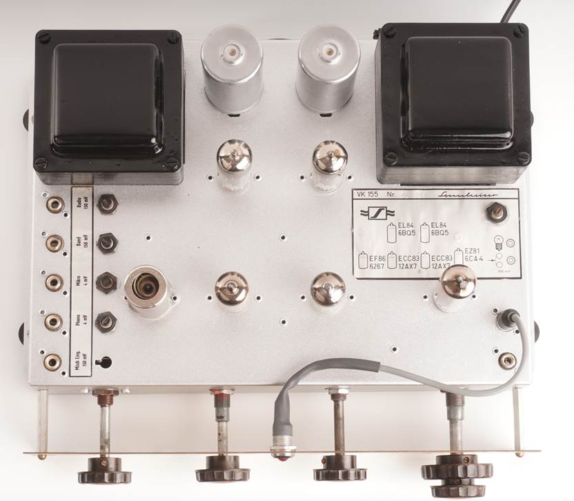 Ein Bild, das Wand, drinnen, verschieden enth�lt.

Automatisch generierte Beschreibung