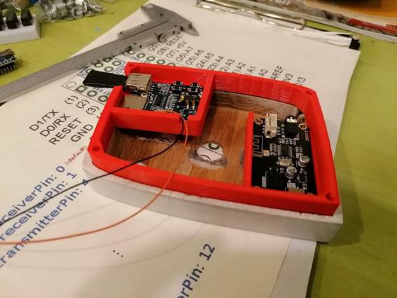 Ein Bild, das Text, Buch, Im Haus, Aufdruck enth�lt.

Automatisch generierte Beschreibung